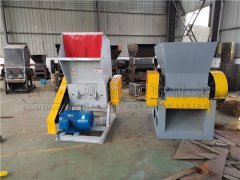 塑料粉碎机刀片的使用寿命及研磨对刀方式说明